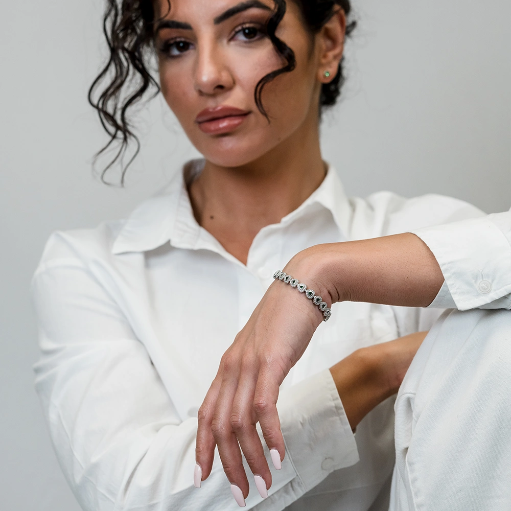 Emerald Heart: Emerald and White Hearts Silver Tennis Bracelet - Portier Jewelry Emerald Heart: Emerald and White Hearts Silver Tennis Bracelet - Image 2