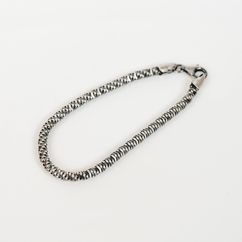 Titanium II: Men's Textured Titanium Silver Spiral Bracelet - Portier Jewelry Titanium II: Men's Textured Titanium Silver Spiral Bracelet - Image 3