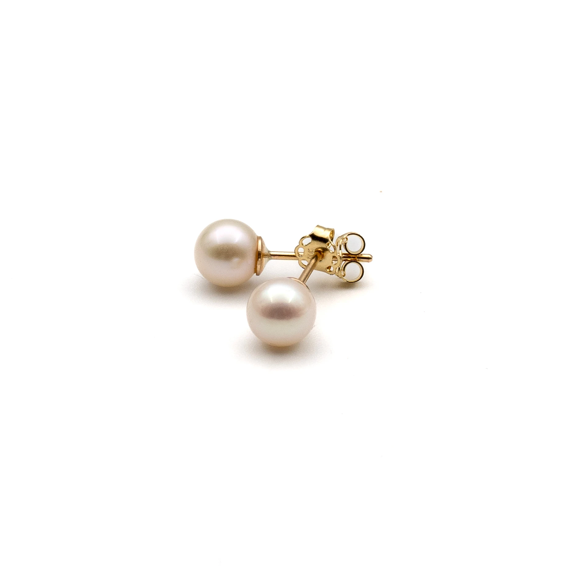 Luma: Freshwater Pearl Studs - Portier Jewelry Luma: Freshwater Pearl Studs - Image 5